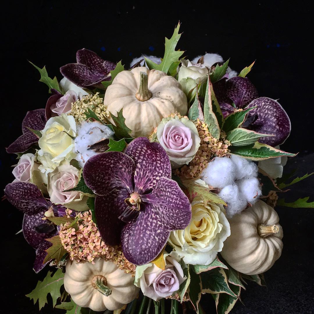 bridal bouquet, Halloween wedding, wedding flowers