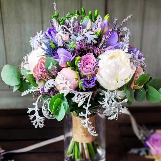 wedding, winter bridal bouquets, winter wedding bouquets, winter wedding flowers ,