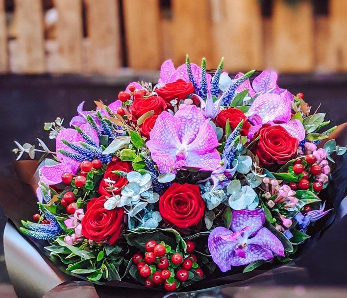 birth month flowers, birthday flowers, february birth flowers